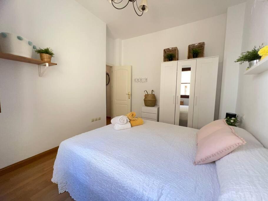 Apartamento Muy Centrico En Granada Buitenkant foto